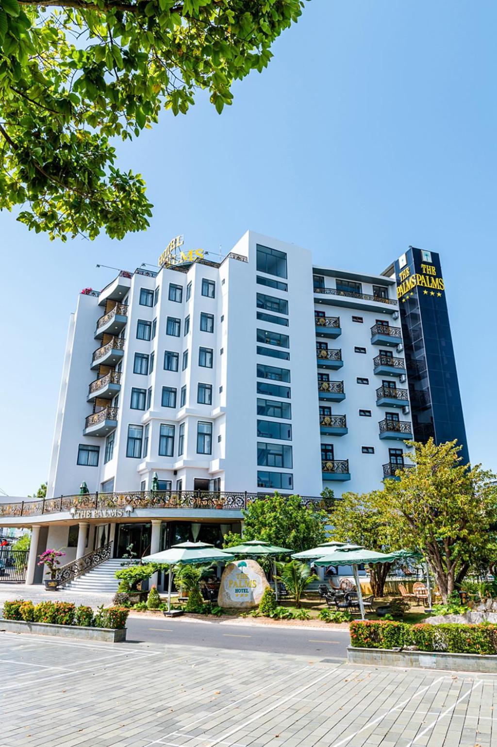 The Palms Hotel By Hmg Phan Thiet Exteriör bild